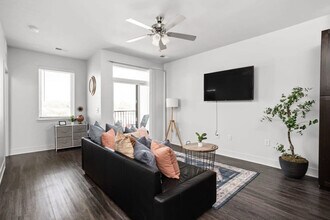 8510 Westfield Blvd in Indianapolis, IN - Building Photo - Building Photo