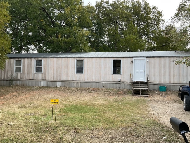 property at 1511 Bowie St