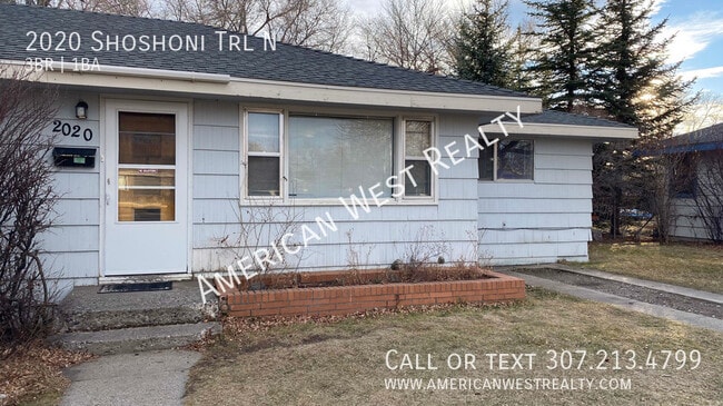 property at 2020 Shoshone Trail N