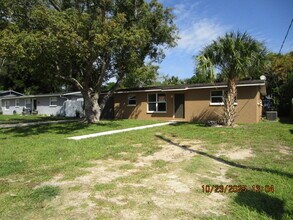 715 Essex Rd in Daytona Beach, FL - Building Photo - Building Photo