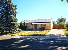 3772 S Green Ct in Englewood, CO - Building Photo