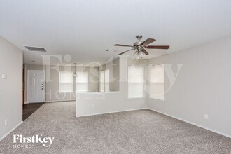 3010 Dusty Oak Dr in Dallas, TX - Foto de edificio - Building Photo