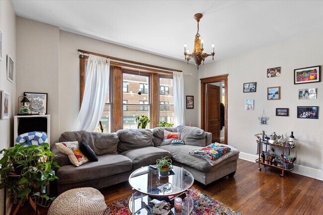 4000 N Southport Ave, Unit 3 in Chicago, IL - Building Photo - Building Photo