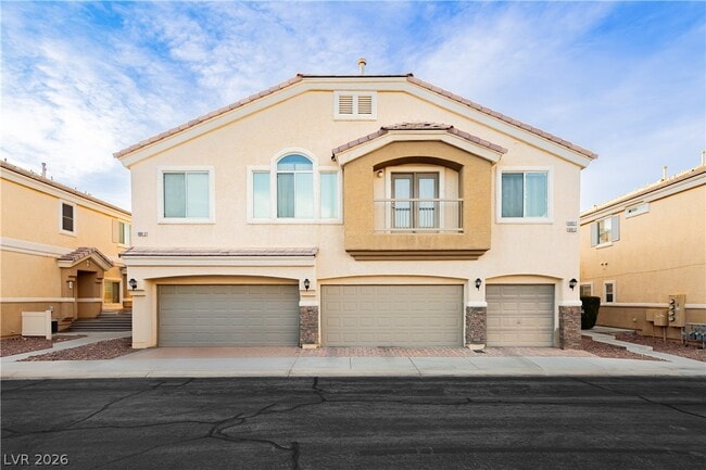 6661 Lookout Lodge Ln