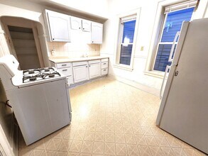 2772 N Bremen St in Milwaukee, WI - Building Photo - Building Photo