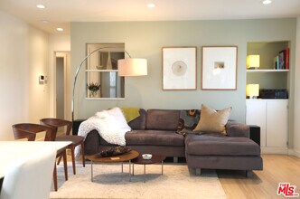 2707 Westwood Blvd in Los Angeles, CA - Building Photo - Building Photo