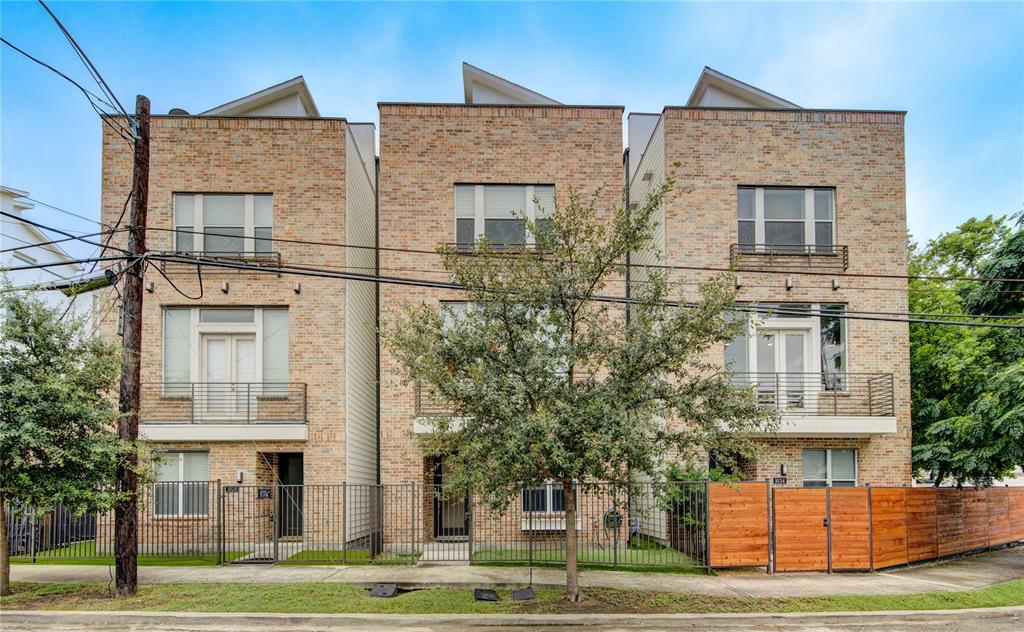 1032 Patterson St in Houston, TX - Building Photo