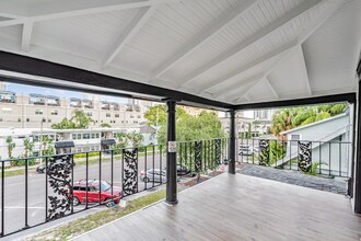 424 2nd St N-Unit -11 in St. Petersburg, FL - Building Photo - Building Photo