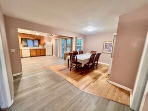 111 Martin Ave in Clifton, NJ - Building Photo - Building Photo