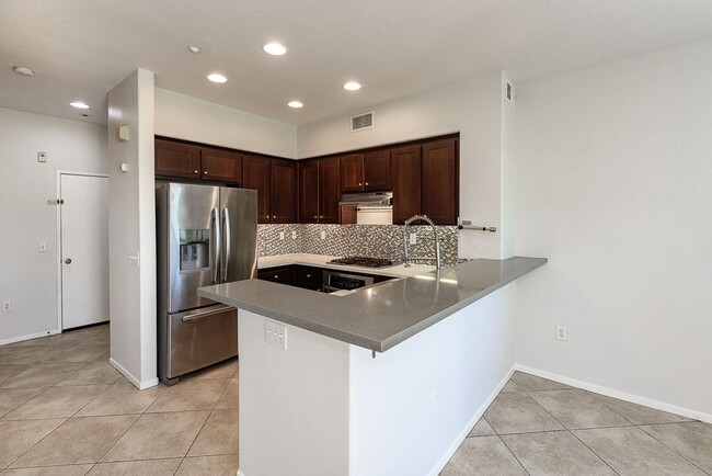 2155 Caminito Leonzio in Chula Vista, CA - Building Photo - Building Photo