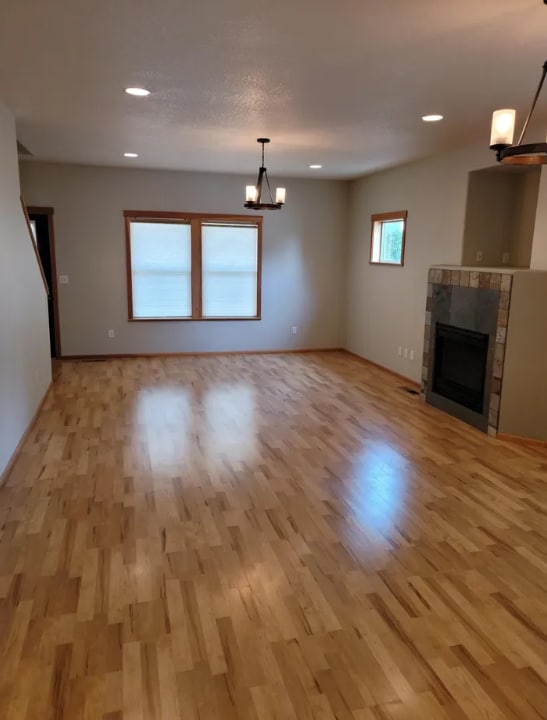 610 Shadow Way in Central Point, OR - Building Photo - Building Photo