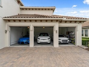 3870 Grassland Lp in Lake Mary, FL - Building Photo - Building Photo
