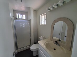 26022 Fallbrook in Lake Forest, CA - Building Photo - Building Photo