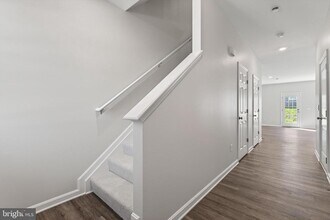 183 Caterpillar Dr in Luray, VA - Building Photo - Building Photo