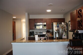 18749 Vineyard Point Ln in Cornelius, NC - Building Photo - Building Photo