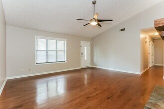 3519 Shelly Dr NW in Kennesaw, GA - Building Photo - Building Photo