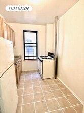 560 Isham St in New York, NY - Building Photo - Building Photo