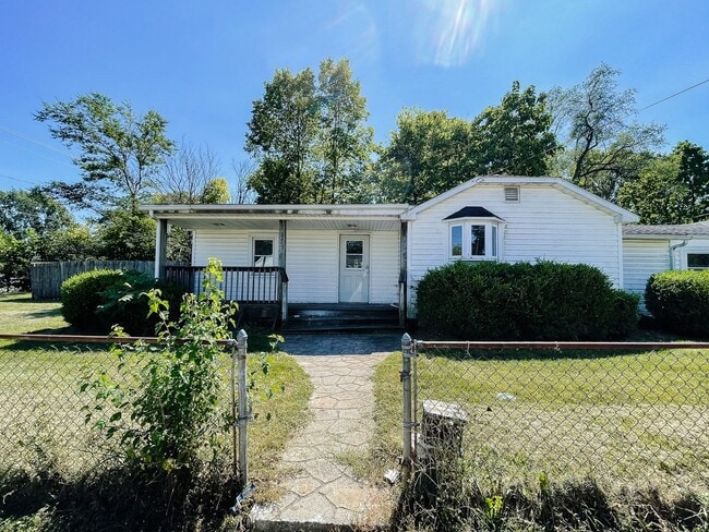 2015 E 16th St in Muncie, IN - Building Photo - Building Photo