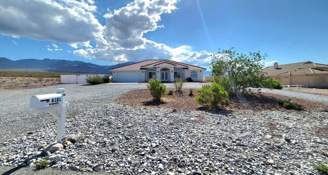 6181 Meadow Creek Ln in Pahrump, NV - Building Photo - Building Photo