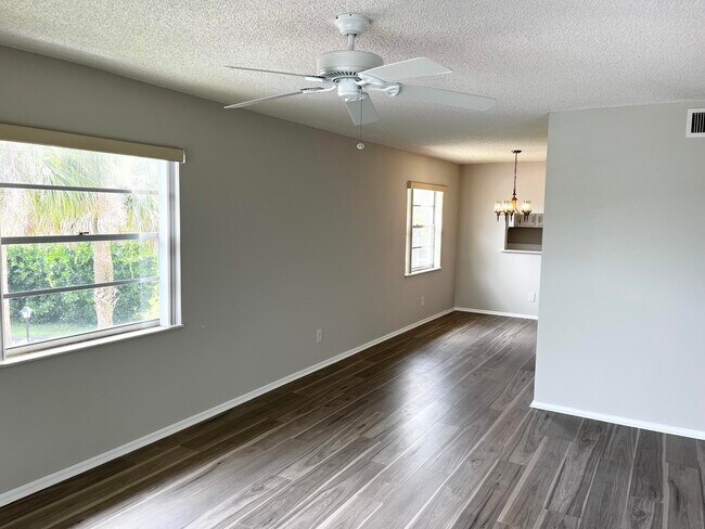 6 Vis Gdns Trl in Vero Beach, FL - Building Photo - Building Photo