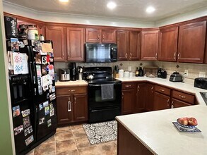 652 Winding Bluff Way in Clarksville, TN - Building Photo - Building Photo