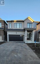 26 Prudhoe Ter in Barrie, ON - Building Photo - Building Photo