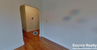 349 Pleasant St in Malden, MA - Building Photo