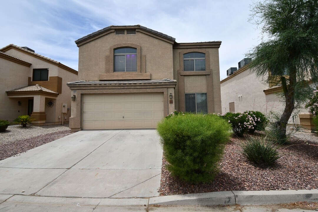 23522 N Wilderness Way in Florence, AZ - Building Photo