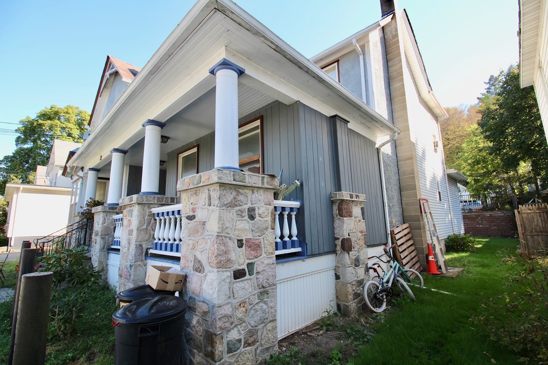 Sussex 3-Family in Sussex, NJ - Building Photo