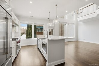 21 Rivers Edge Dr in Tarrytown, NY - Building Photo - Building Photo