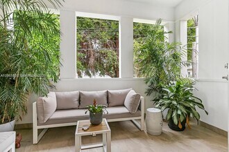 502 Loretto Ave in Coral Gables, FL - Building Photo - Building Photo