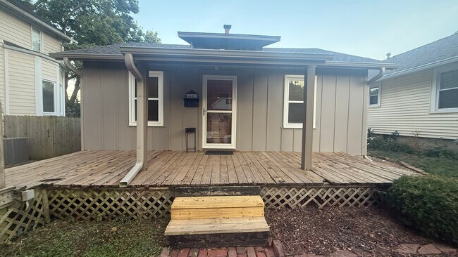 property at 4602 Genessee St