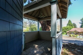 2161 Winter St SE in Salem, OR - Building Photo - Building Photo