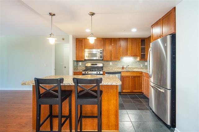 700 Grove St-Unit -#4S in Jersey City, NJ - Building Photo - Building Photo