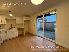 3420 NE 147th St in Lake Forest Park, WA - Building Photo - Building Photo