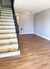 519 Cinderella Loop in Eugene, OR - Building Photo - Building Photo