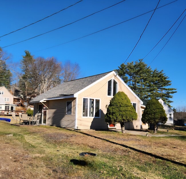 52 Noyes Rd in Tilton, NH - Building Photo - Building Photo