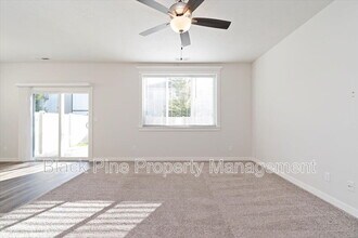 3098 N Lochness Ave in Meridian, ID - Building Photo - Building Photo