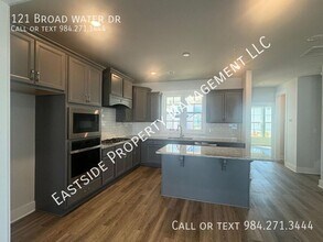 121 Broadwater Dr in Wake Forest, NC - Building Photo - Building Photo