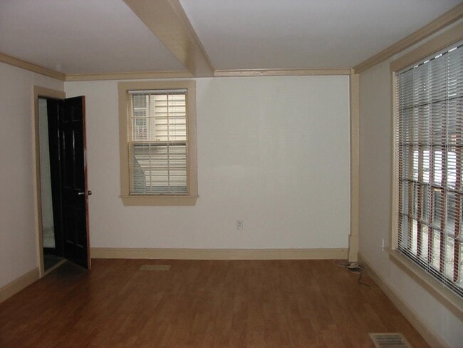101 Derby St, Unit 1