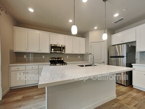 3445 Cantor Dr in Folsom, CA - Building Photo - Building Photo