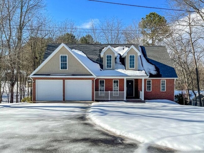 property at 6 Sun Up Ln