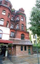 2517 Pennsylvania Ave NW in Washington, DC - Building Photo - Building Photo