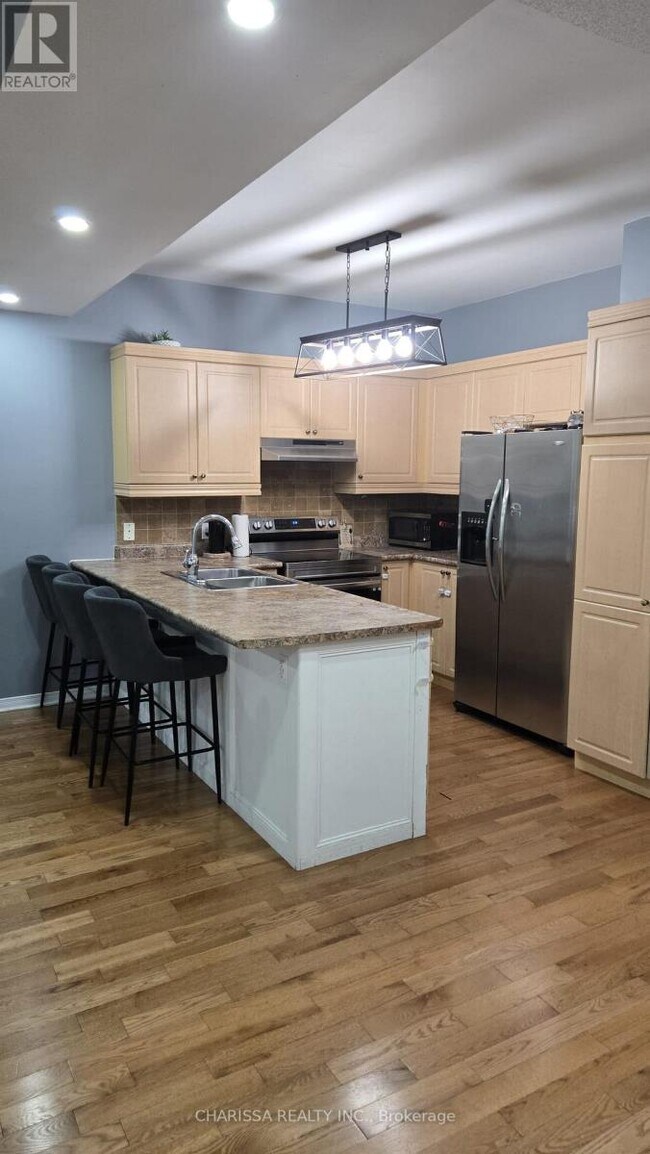 116 Benziger Ln in Hamilton, ON - Building Photo - Building Photo