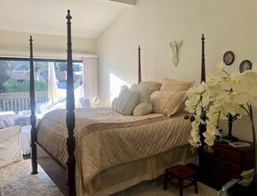 1551 Palisades Dr in Pacific Palisades, CA - Building Photo - Building Photo