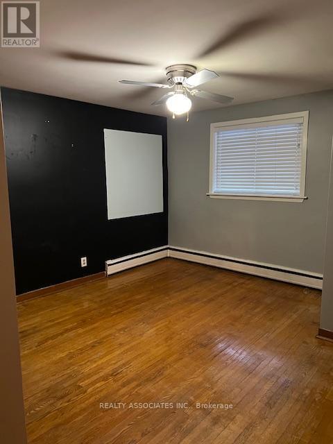 586 Warden Ave. in Toronto, ON - Building Photo - Building Photo