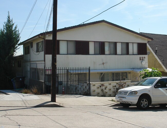 632 Tularosa Dr in Los Angeles, CA - Building Photo - Building Photo