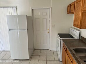 2174 Shelby Dr in Melbourne, FL - Building Photo - Building Photo