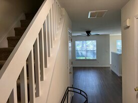 10718 Sleigh Bell Ln in Charlotte, NC - Building Photo