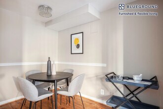 1826 Vernon St NW in Washington, DC - Foto de edificio - Building Photo